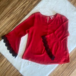 🔥 Gorgeous Blouse